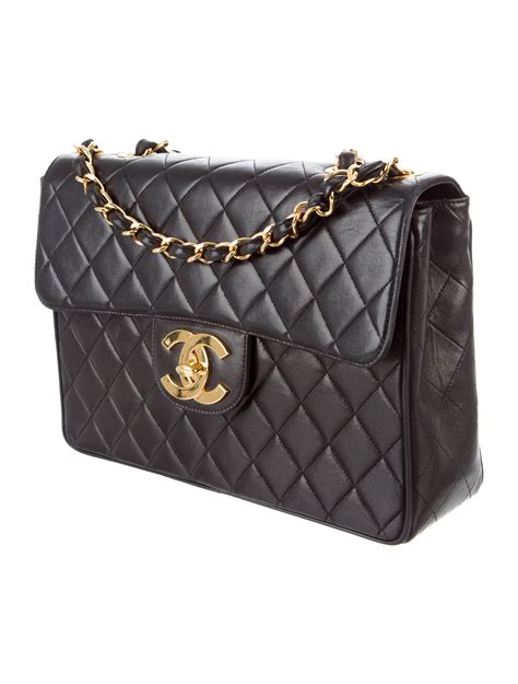 Vintage Chanel Jumbo handbags 